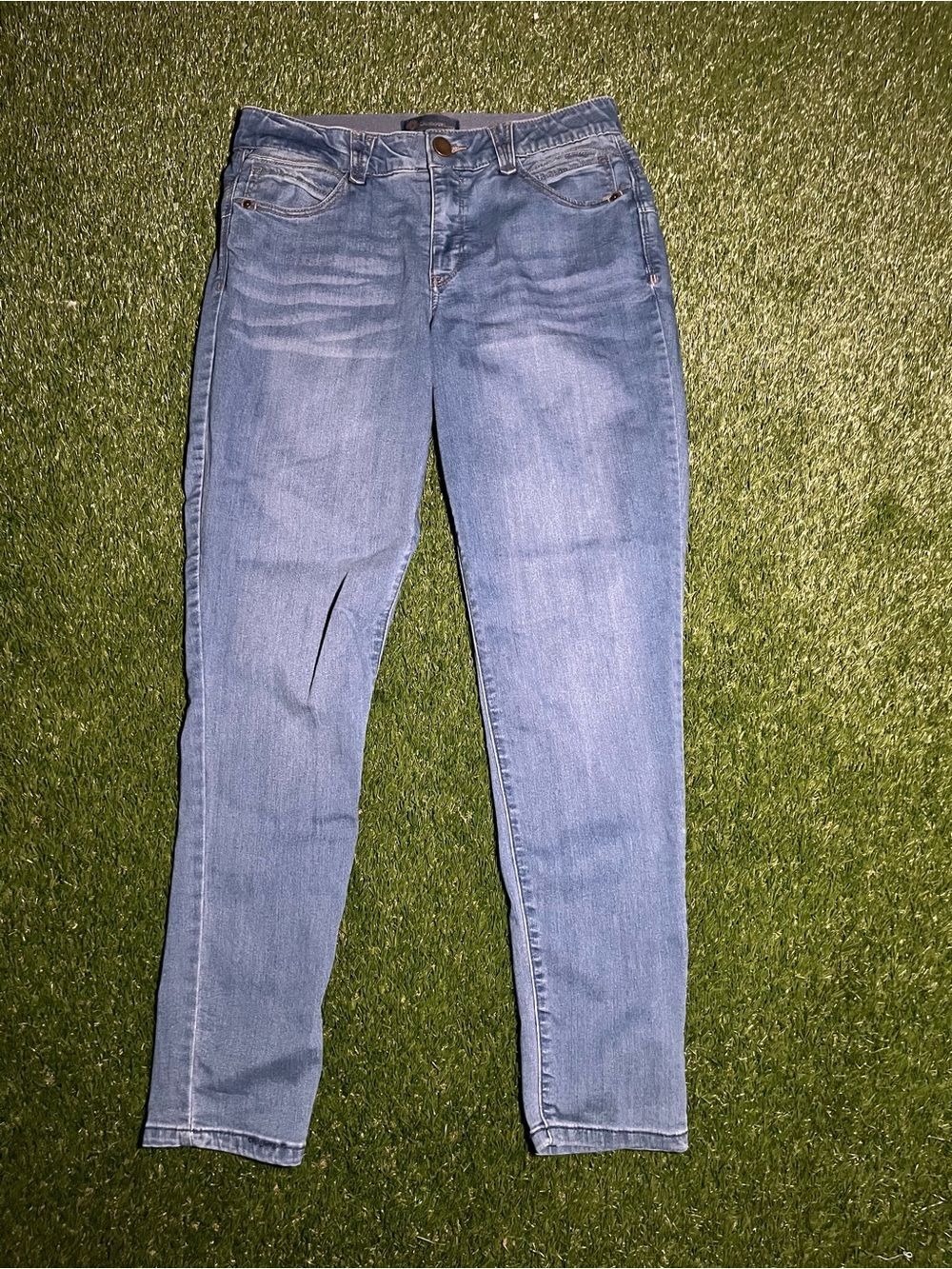 Women’s Democracy “Ab” Solution Light Blue Stretch Denim Size 12